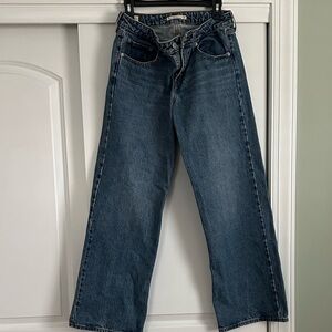 Classic Blue Women’s Levi Jeans 👖